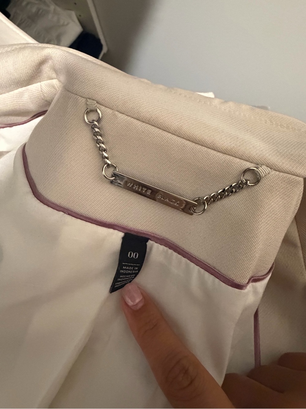 WHBM Classic Cream Suit Skirt + Blazer - Picture 6 of 6